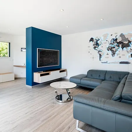 Nolemma - By Lesgitesnolemma Willa Équemauville