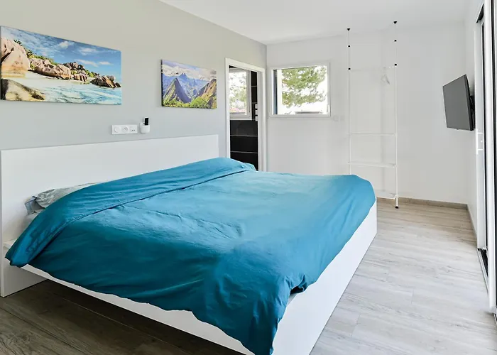 Willa Nolemma - By Lesgitesnolemma Équemauville