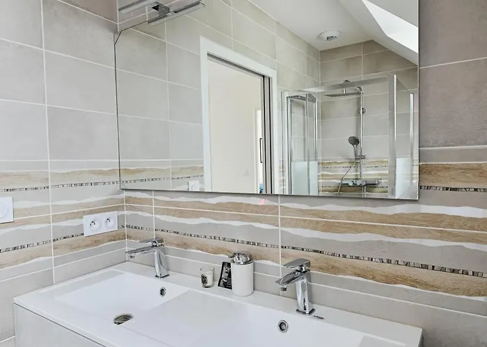 Nolemma - By Lesgitesnolemma